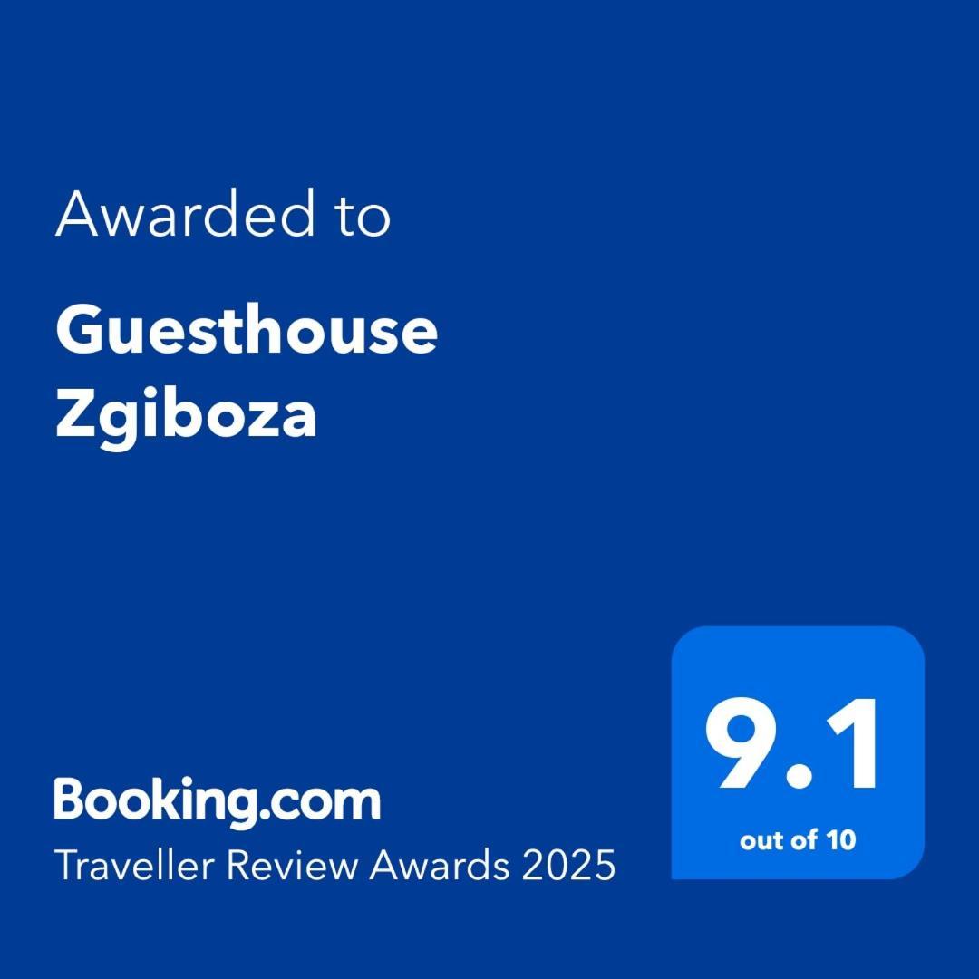 Guesthouse Zgiboza Moll' e Shoshit Exterior photo